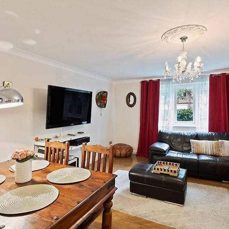 Beautiful And Cosy 2 Bedroom Flat Londyn Zewnętrze zdjęcie