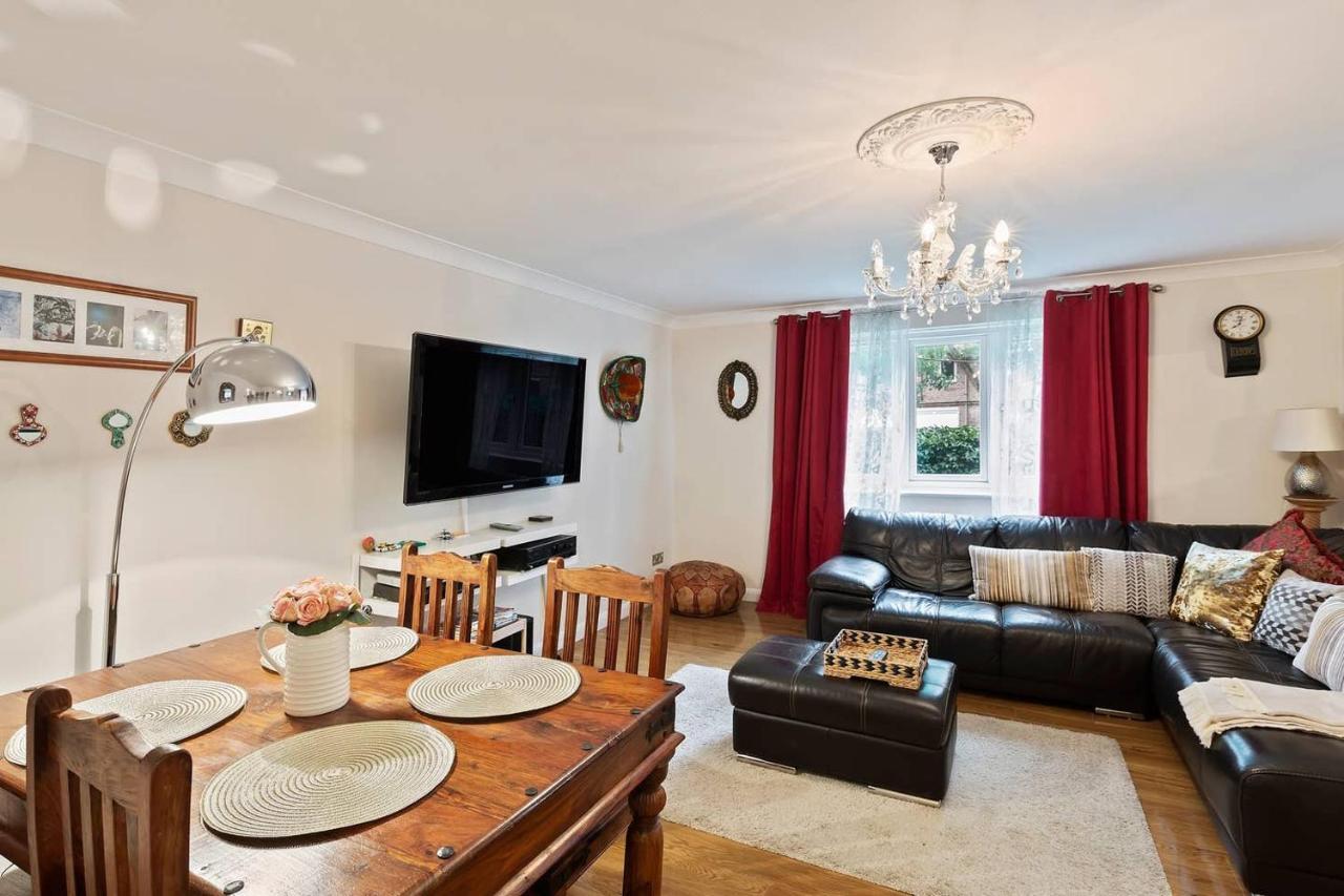 Beautiful And Cosy 2 Bedroom Flat Londyn Zewnętrze zdjęcie