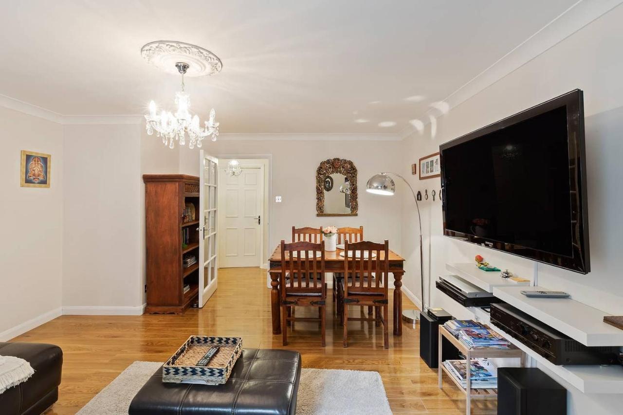Beautiful And Cosy 2 Bedroom Flat Londyn Zewnętrze zdjęcie