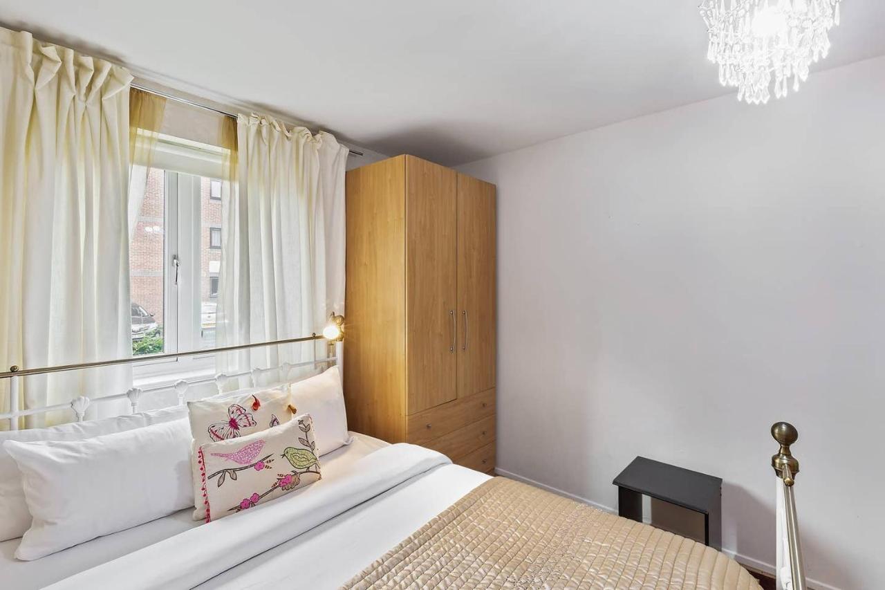 Beautiful And Cosy 2 Bedroom Flat Londyn Zewnętrze zdjęcie