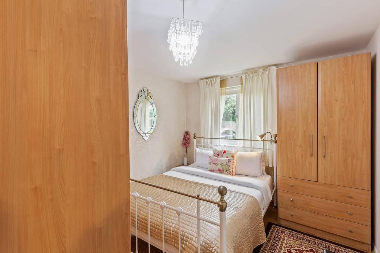 Beautiful And Cosy 2 Bedroom Flat Londyn Zewnętrze zdjęcie