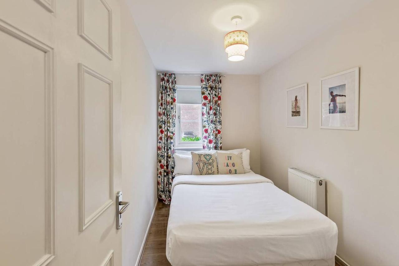 Beautiful And Cosy 2 Bedroom Flat Londyn Zewnętrze zdjęcie